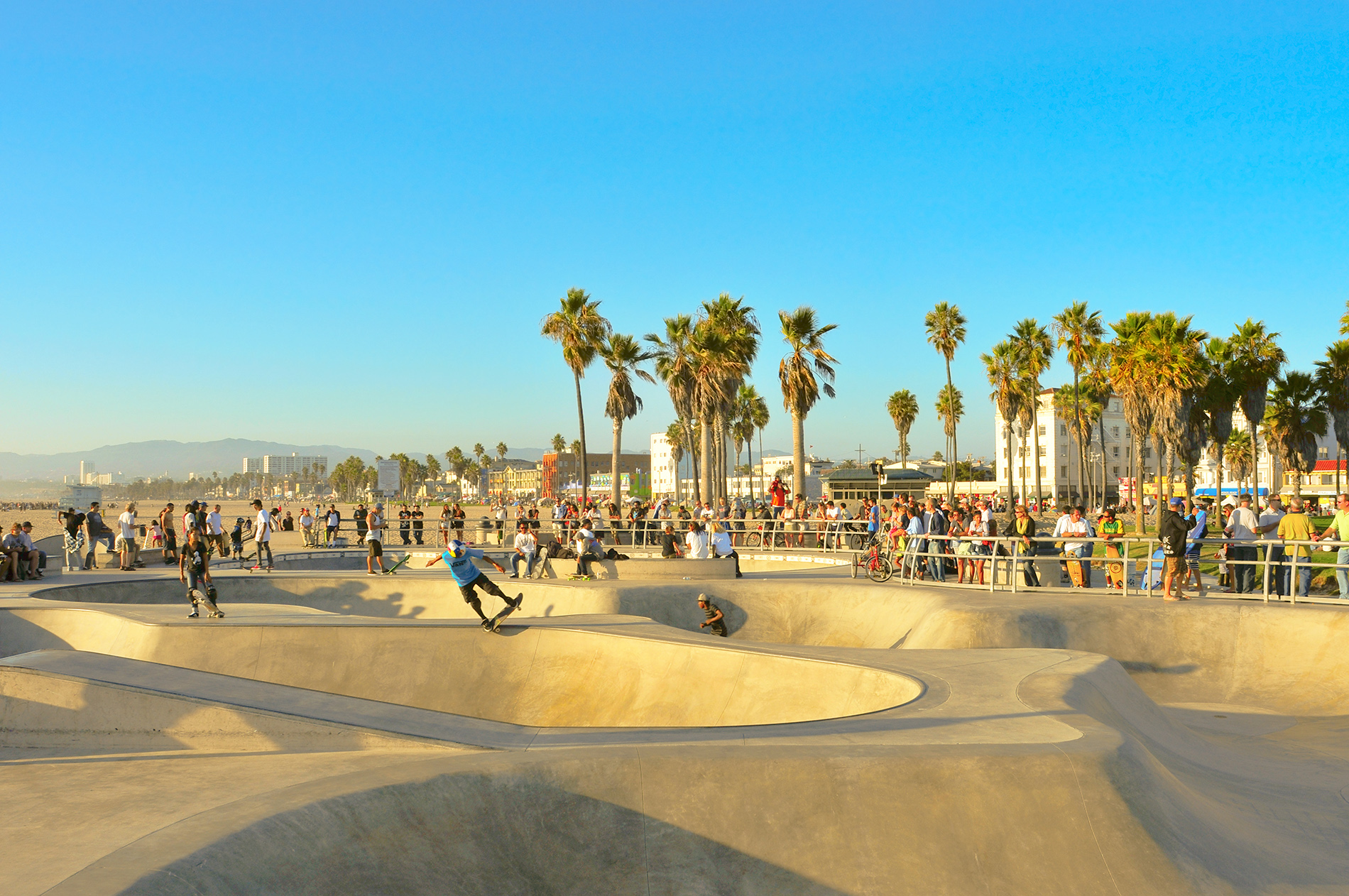 Watch impressive skateboard stunts at the skate park on Venice Beach.